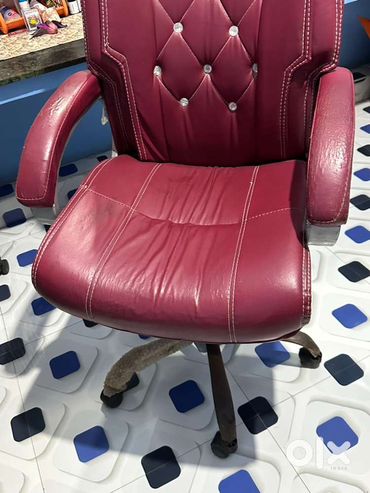 Chair for sale in a good condition new