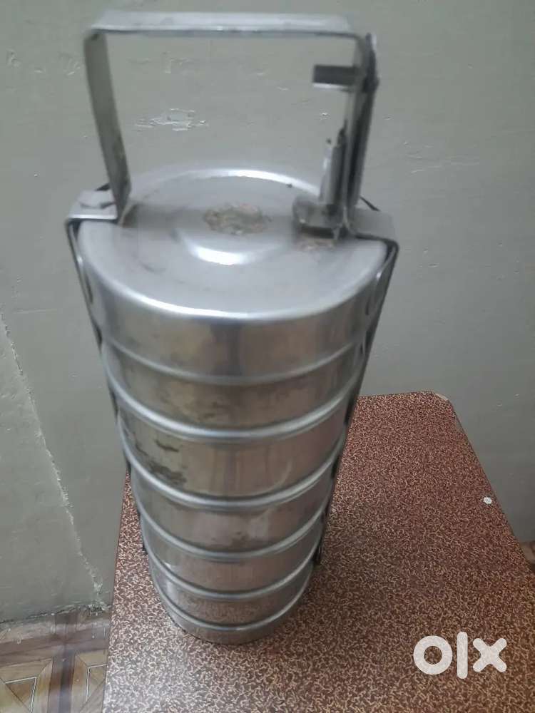 Tiffin box