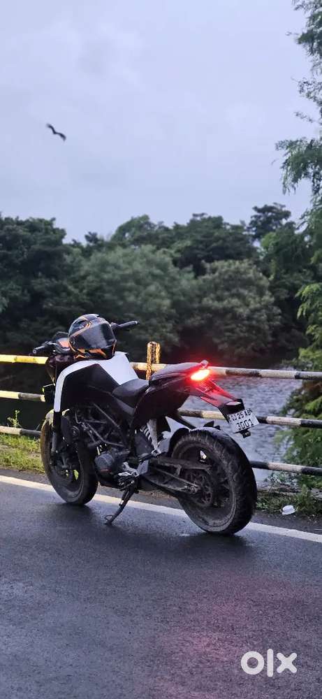 Ktm duke 125