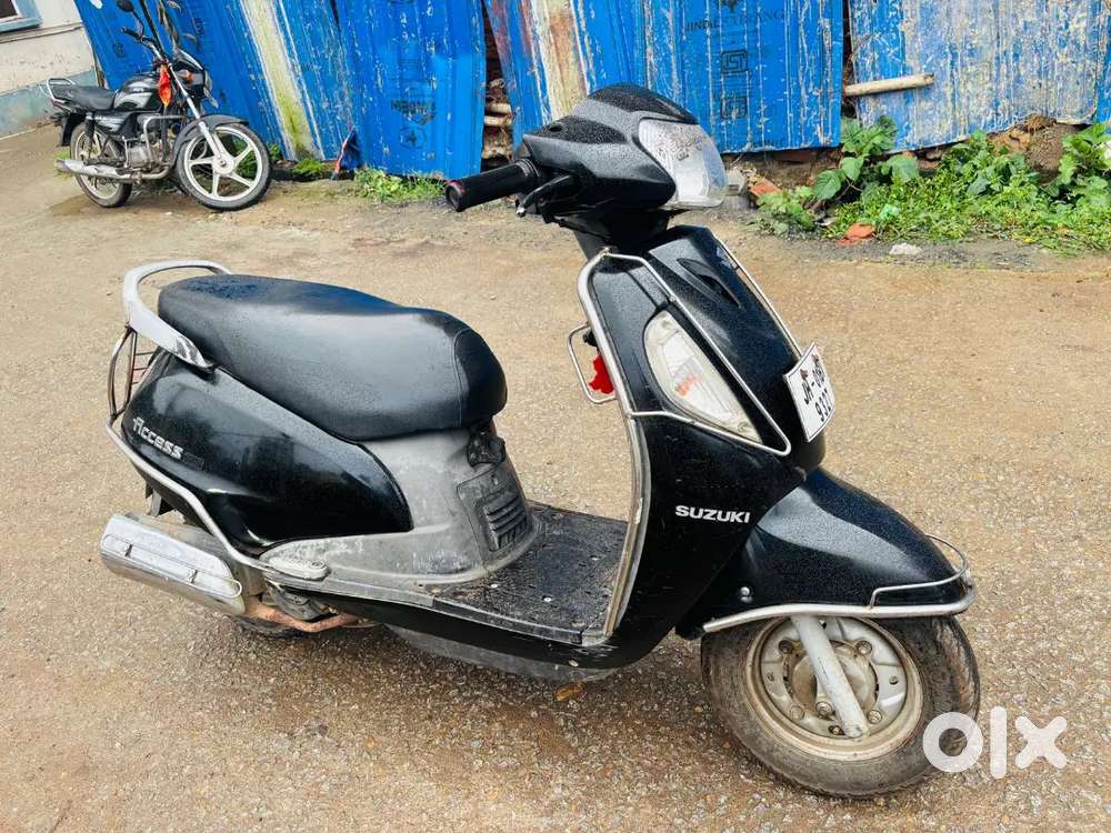 Suzuki access 125 cc  Bs4 engine . 2020 model
