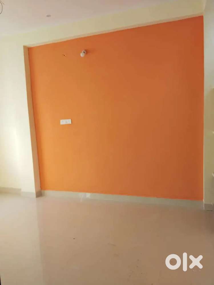 2bhk 2nd floor indipendent flat with 3balcony near shahpura lake