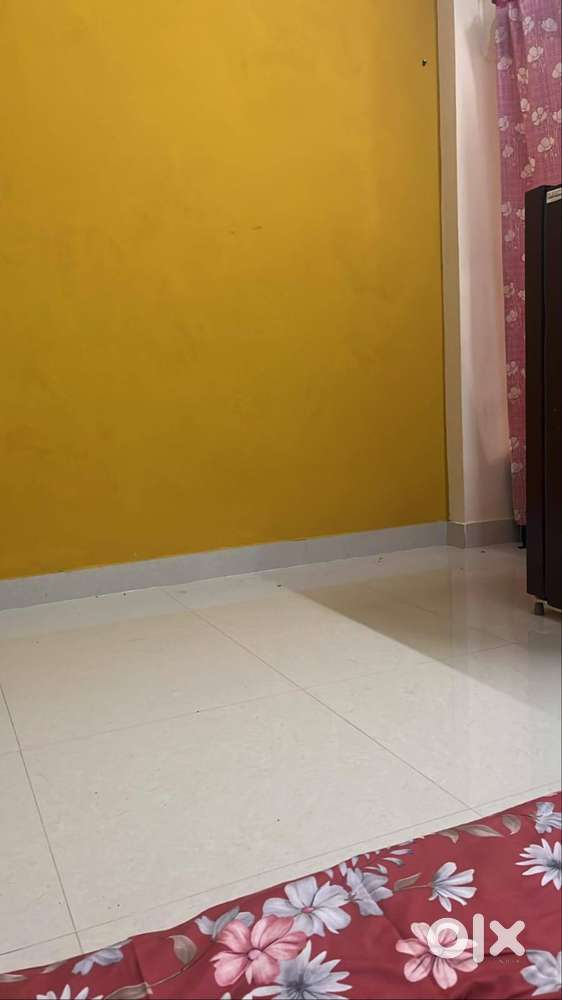 Room Sharing available at SHAIKPET only for bachelor girls immediately