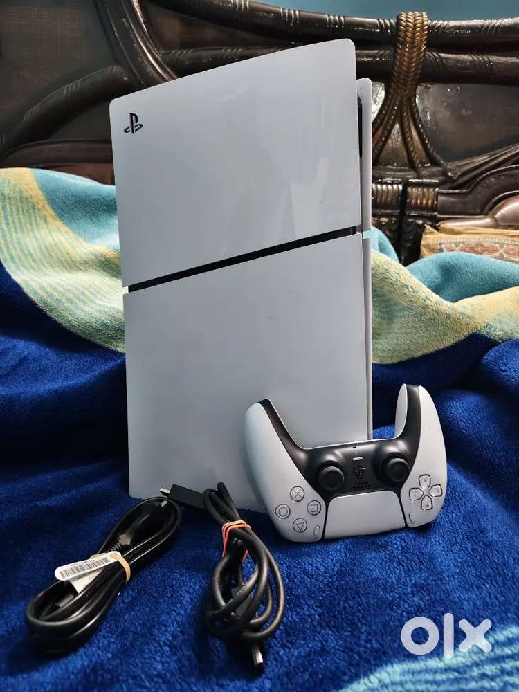 Ps5 Slim disc edition + Ps5 fat disc edition
