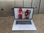 Apple Macbook Pro Touchbar 15inch i7 16gb 512gb 5.5gb Graphics