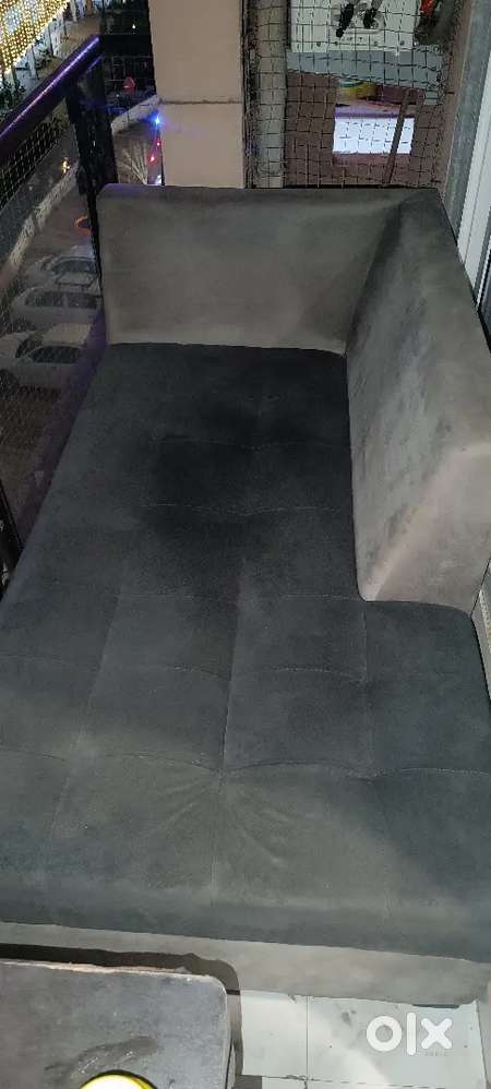 Sofa set only 3 4 month used like new