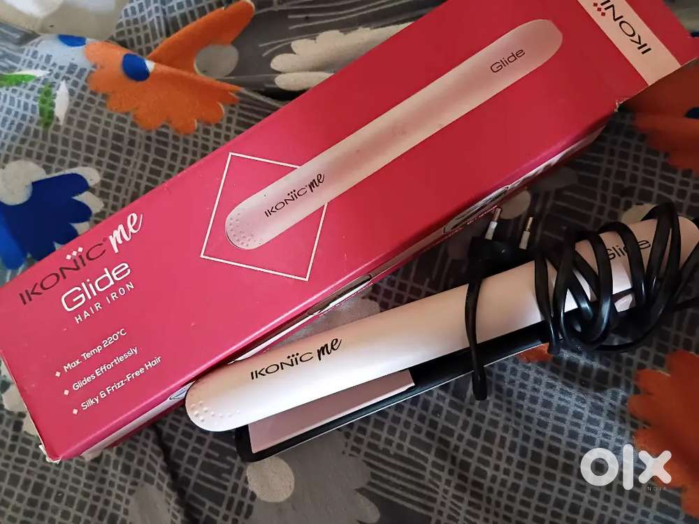 Hair straightner of IKONIC me