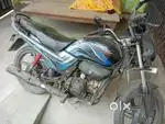 Nayi Leni hai