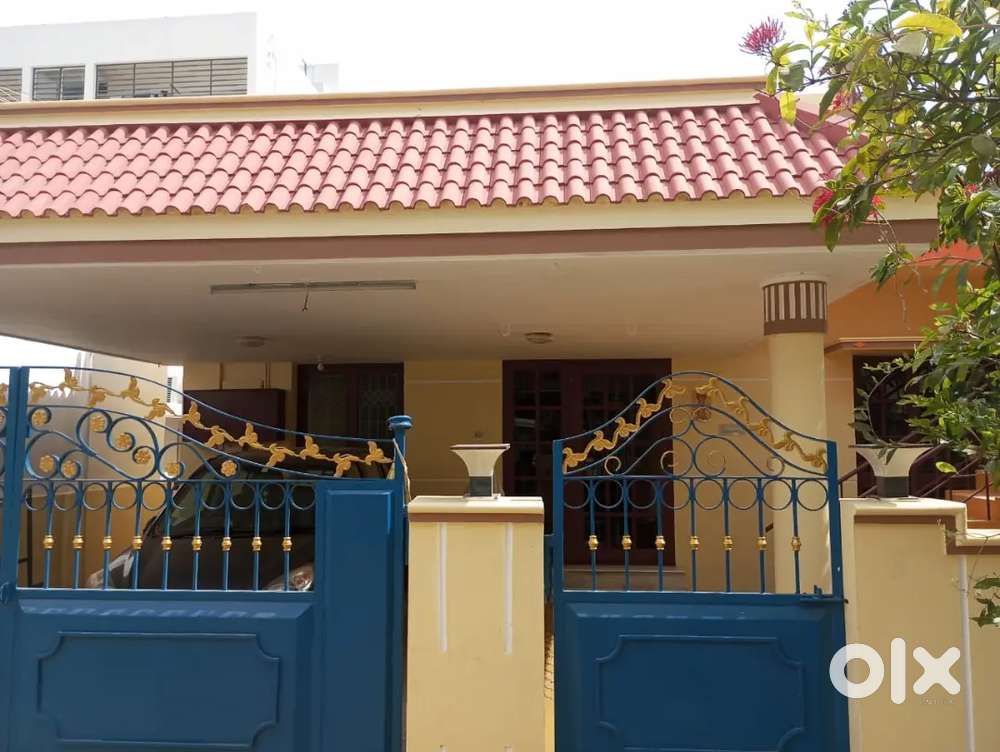 Independent house near KMCH