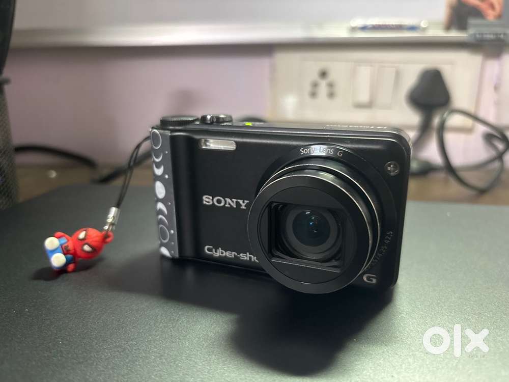 Sony Cyber-Shot G Digi Cam (10X optical zoom)