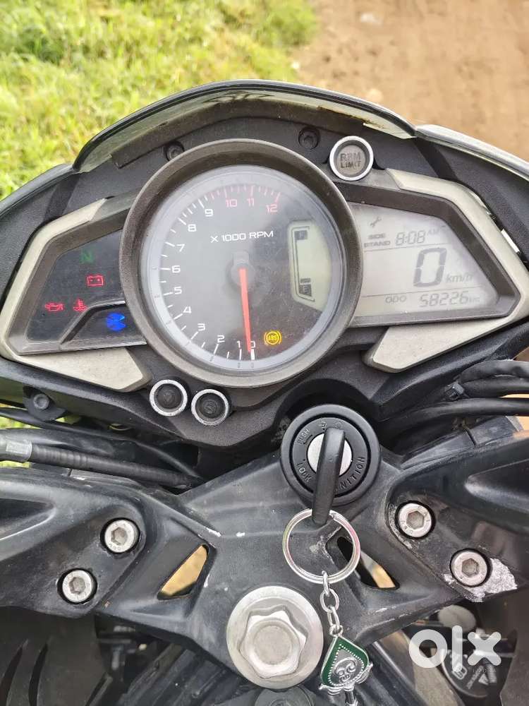 Ns 200 2019 moal Emergency sale mony argent very very good condition