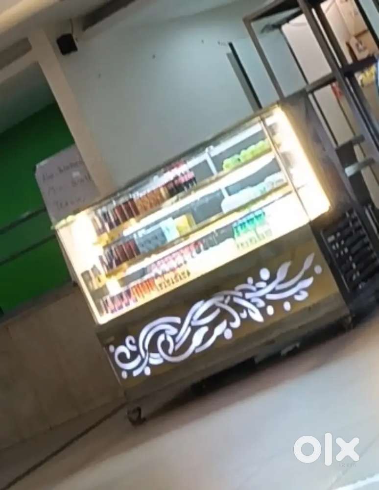 Counter fridge