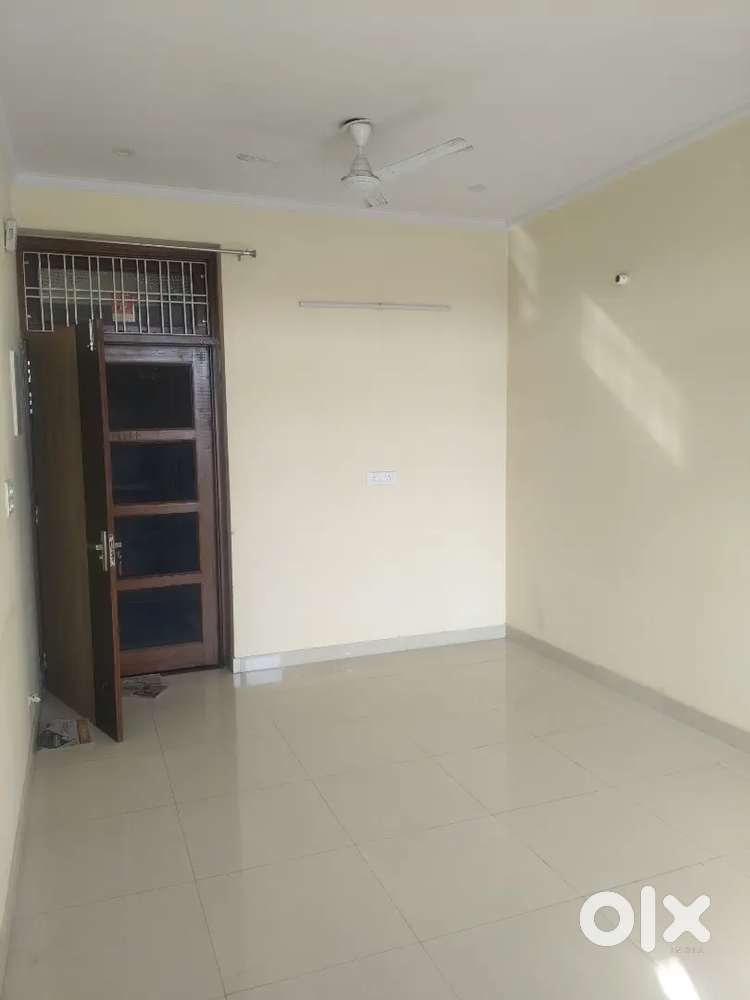 2 bhk flat near nursery circle vaishali nagar
