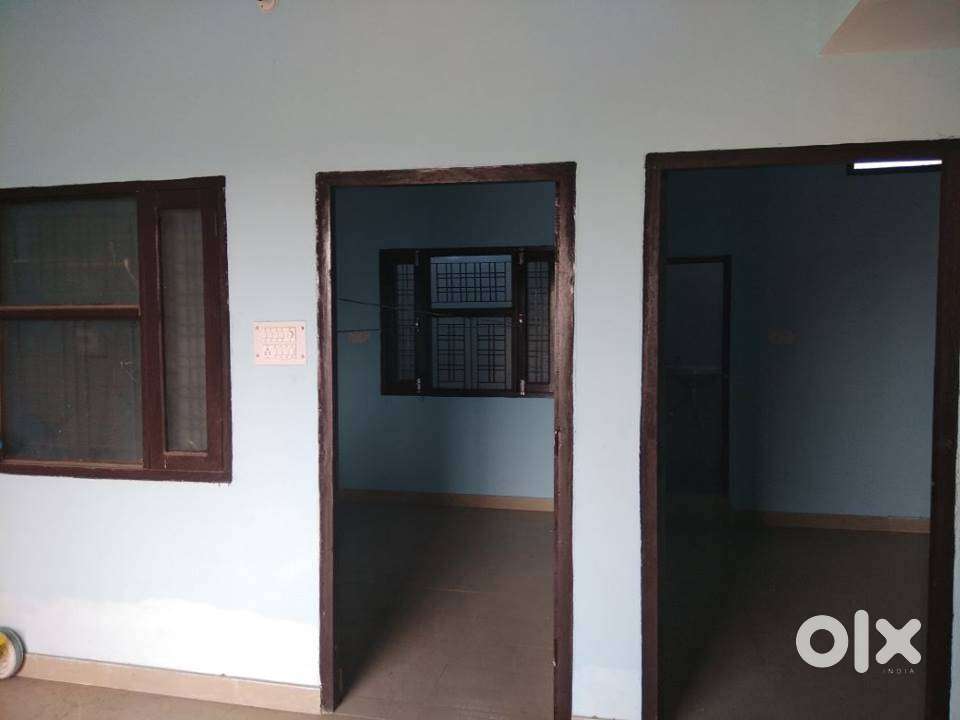 mangla 2bhk house available family and bachelors