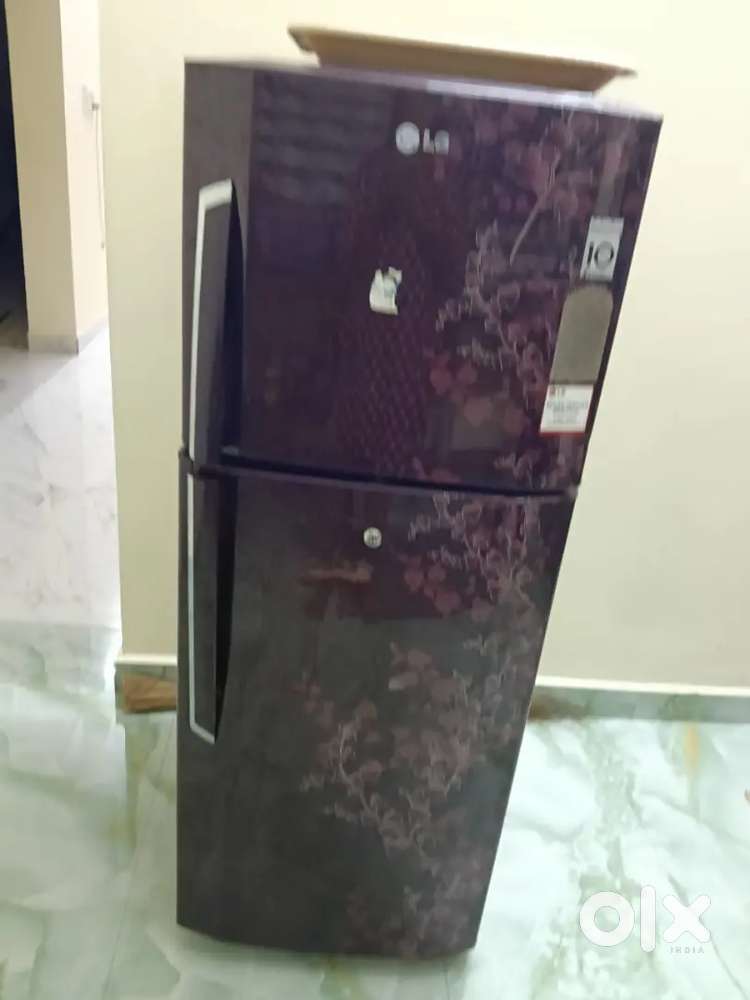 LG double door refrigerato rs 7000