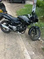 BLACK PULSAR (150 cc)