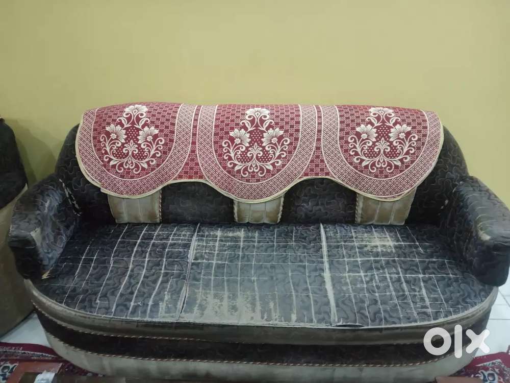 Sofa 5 seater ( 2 single set seater and 1 3 seater