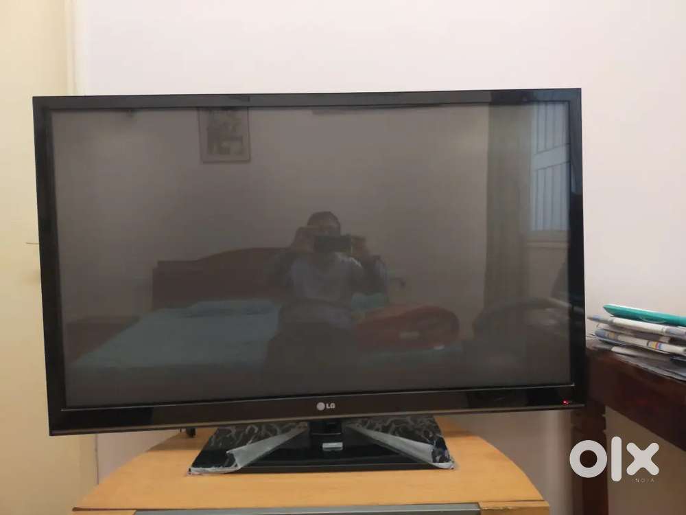 LG 50 inches LED TV