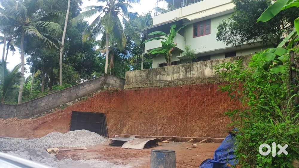 Square Plot for Sale at Sreekaryam Shanthigiri residence association