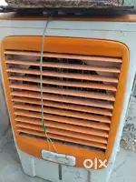 1 sal purana cooler pura sahi hai working condition mein hai