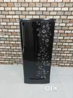 @just 8000 get samsung 190 litres fridge with vegitable Trey