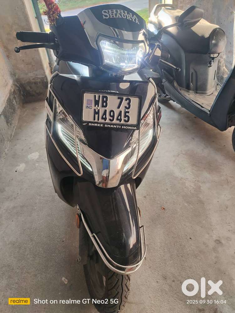 Activa 125 H smart with remote keys