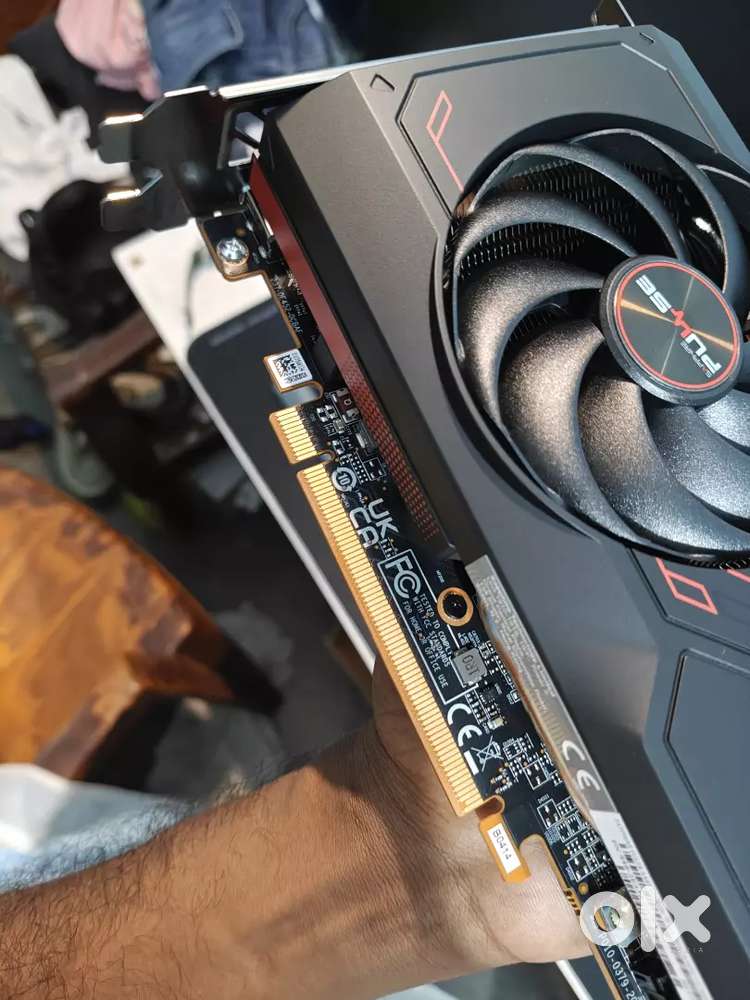 Sapphire And RX 7600 8GB , 2.5 Months Old with bill box