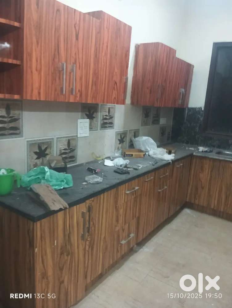 3bhk semi furnished in chandigarh royal city