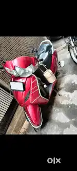 Red Activa for sale