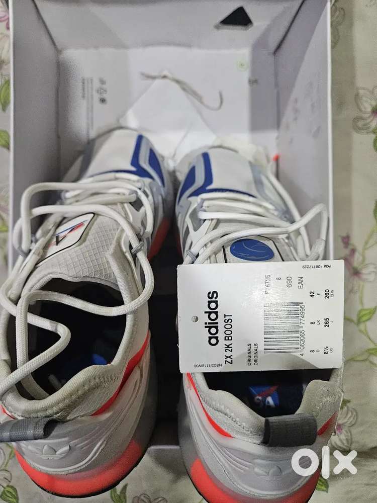 Under armour phantom hovr 3 reflect UK8 & Adidas Nasa 2k boost