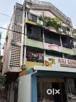 2 BHK Apartment in Lakadganj