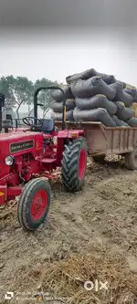 Tractor Mahindra 475