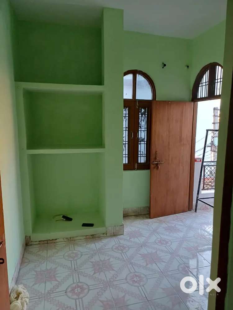 2bhk vinamra khand