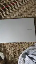 Best laptop only 1 year he hua hai