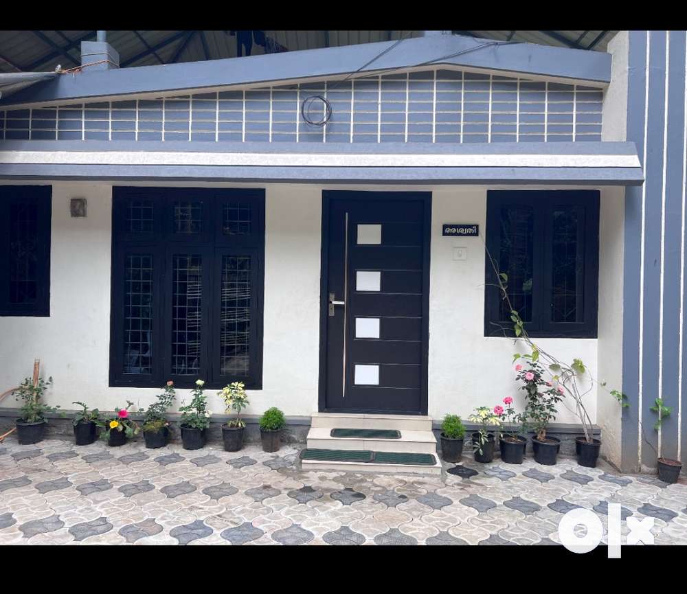 2 BHK house with all amenities