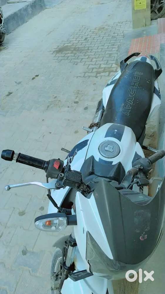 One hand running and maintain.