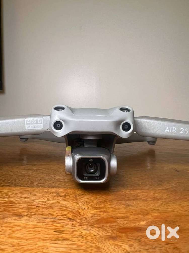 DJI Air 2S Fly More Combo – Mint Condition