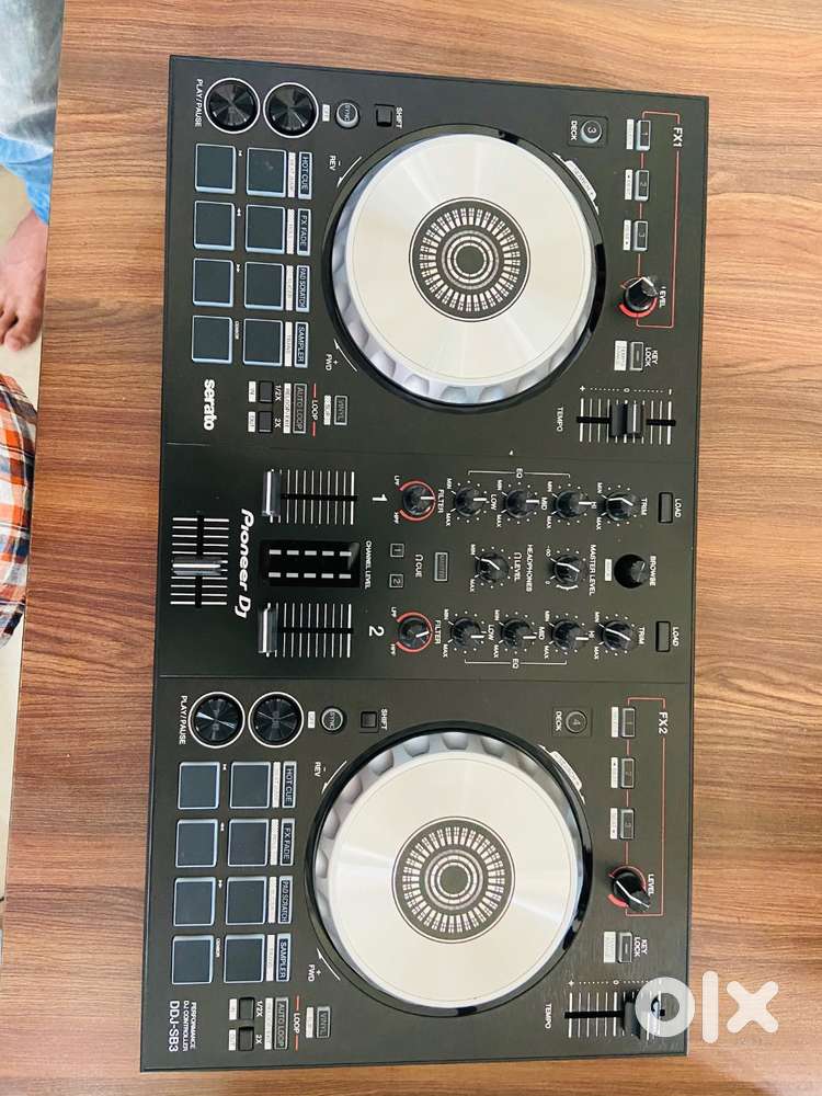 Pioneer DDJ SB3 dj console