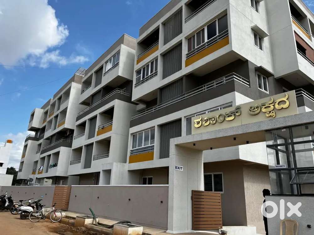 3 BHK flat with 4 balconies flat for Rent - 5Km from Manyata