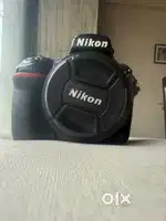 Nikon D 810 with kit lens - full frame