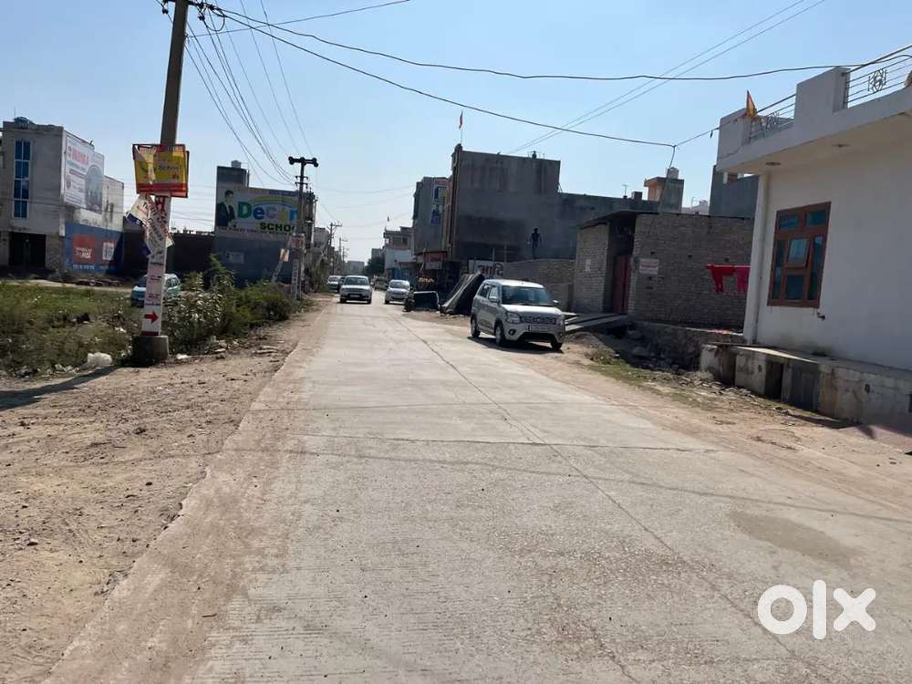 20*50 का रजिस्ट्री शुद्ध लोनेबल प्लॉट बिकाऊ है गायत्री विहार में