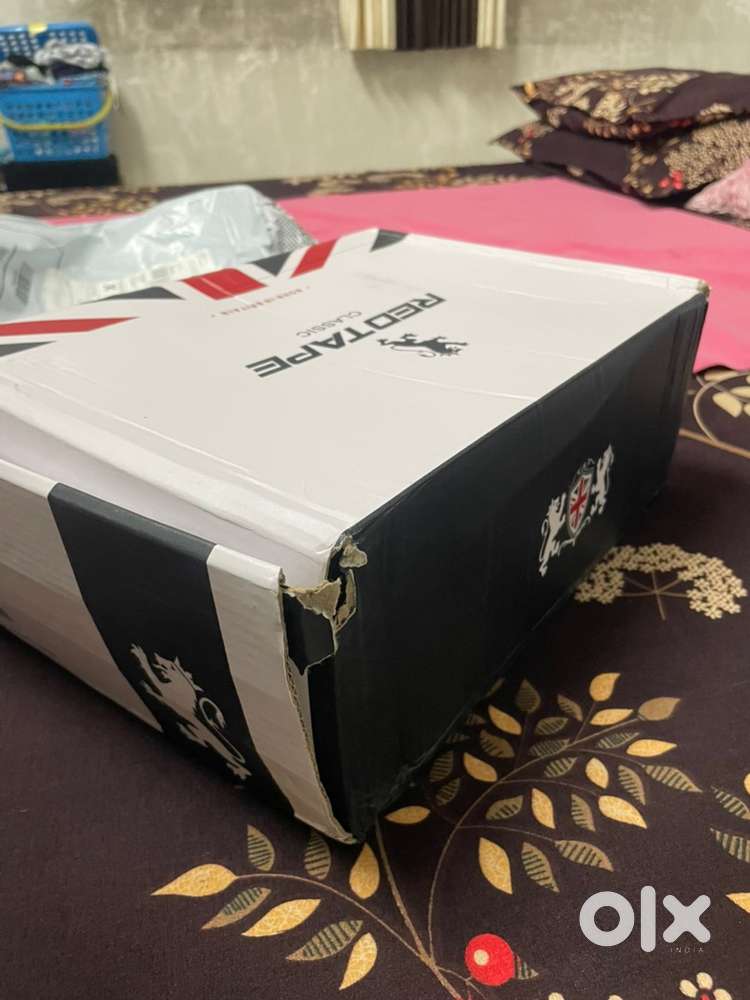 Brand New Red Tape white sneakers (UK-8)