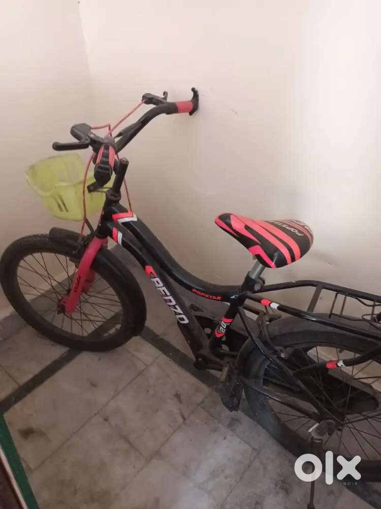 2 cycles Hai bilkul new jisse chaiye sampark kare