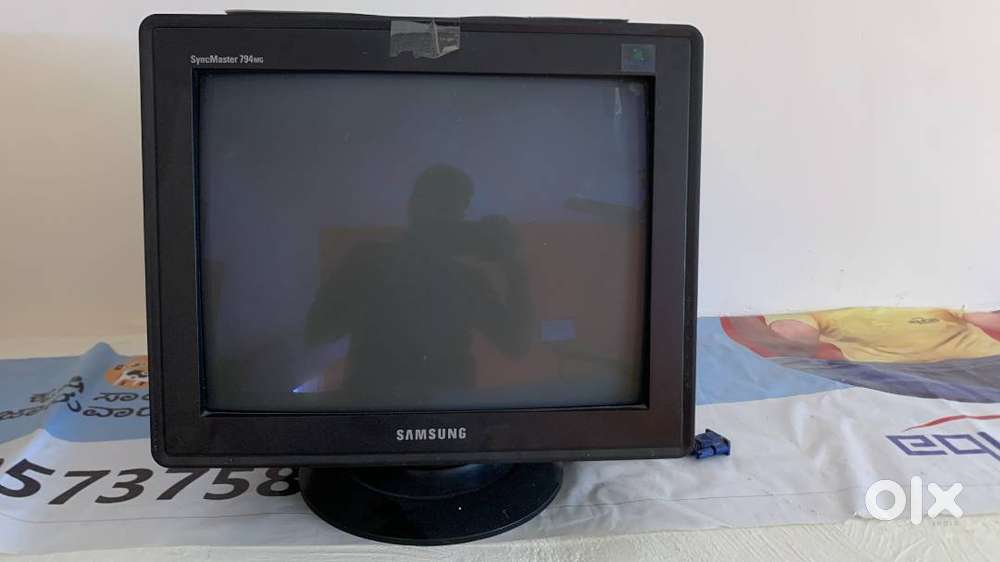 Samsung CRT Moniter 17 inches