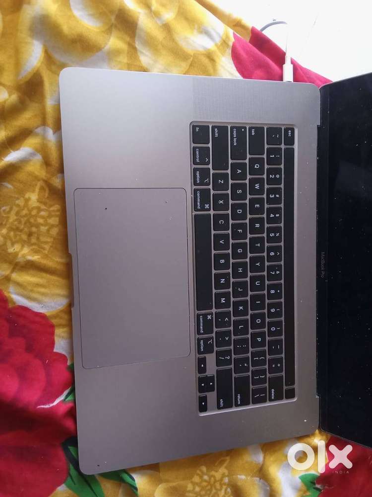 apple macbook pro
