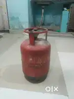 Gas cylinder