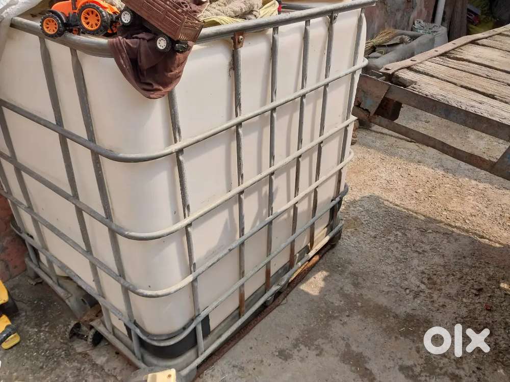 1000 liter tank
