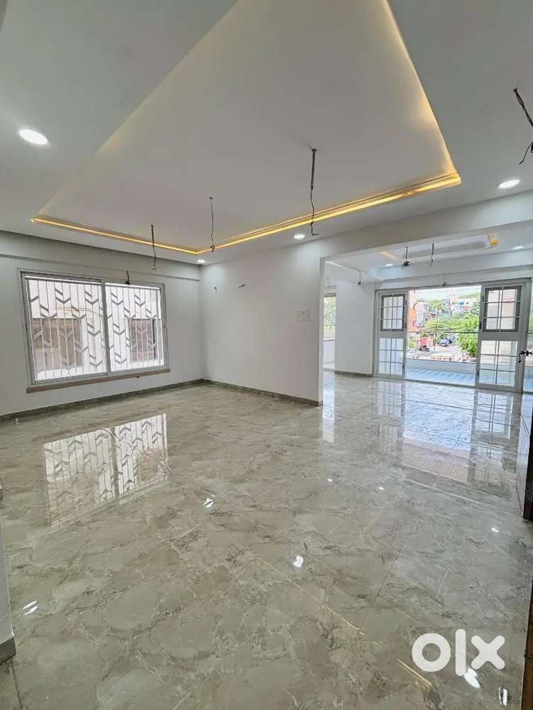 Un used flat available for rent, Location Mate square, Gopal Nagar
