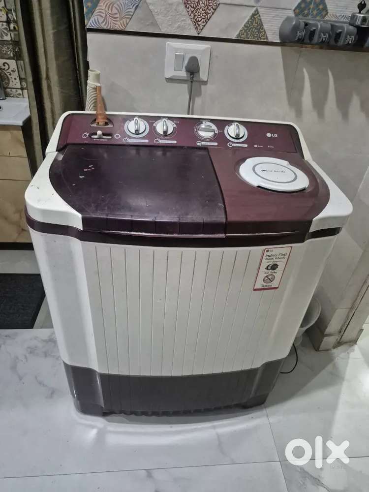 LG washing machine in good condition