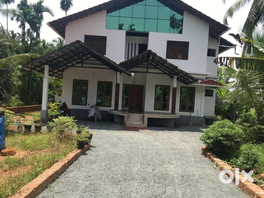 17.75 cent 4 bhk House For sale at kannapuram
