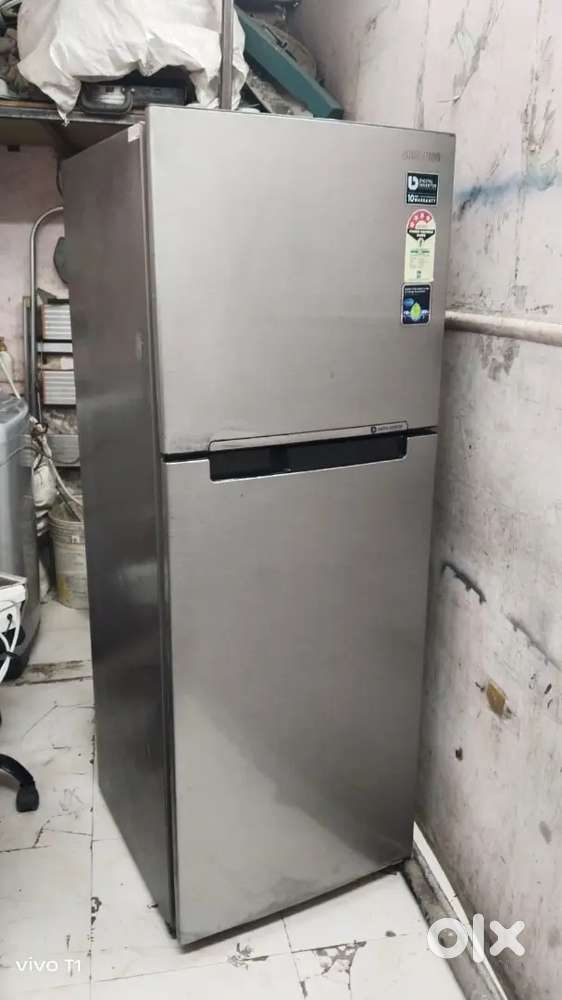 LG, Samsung washing machine & fridges in different colours & design